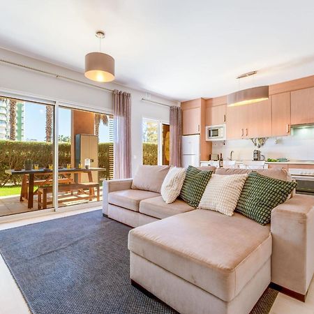 Serene Ocean 1 Bdr Apartment With Patio By Lovelystay ปอร์ติเมา ภายนอก รูปภาพ