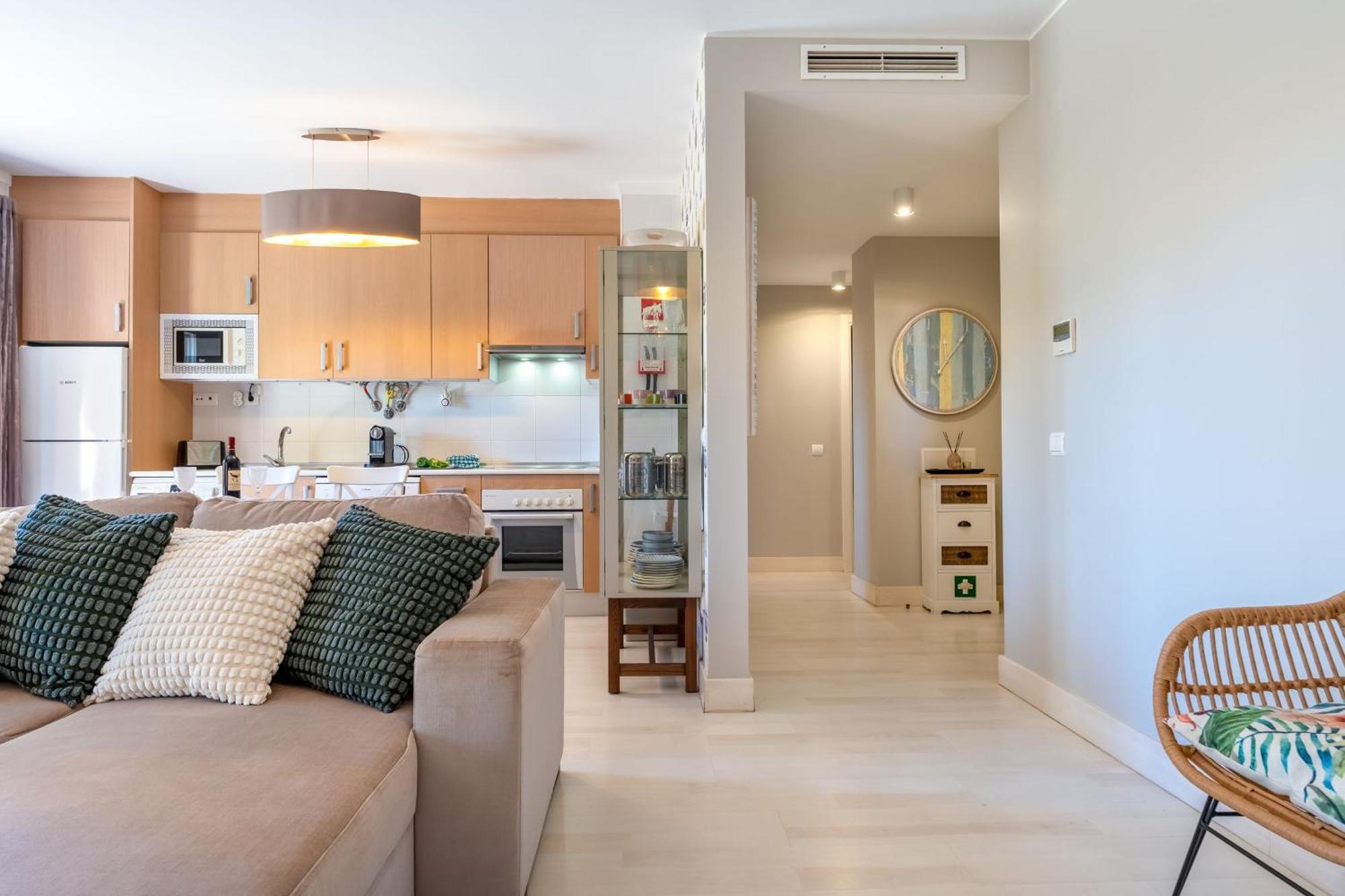 Serene Ocean 1 Bdr Apartment With Patio By Lovelystay ปอร์ติเมา ภายนอก รูปภาพ
