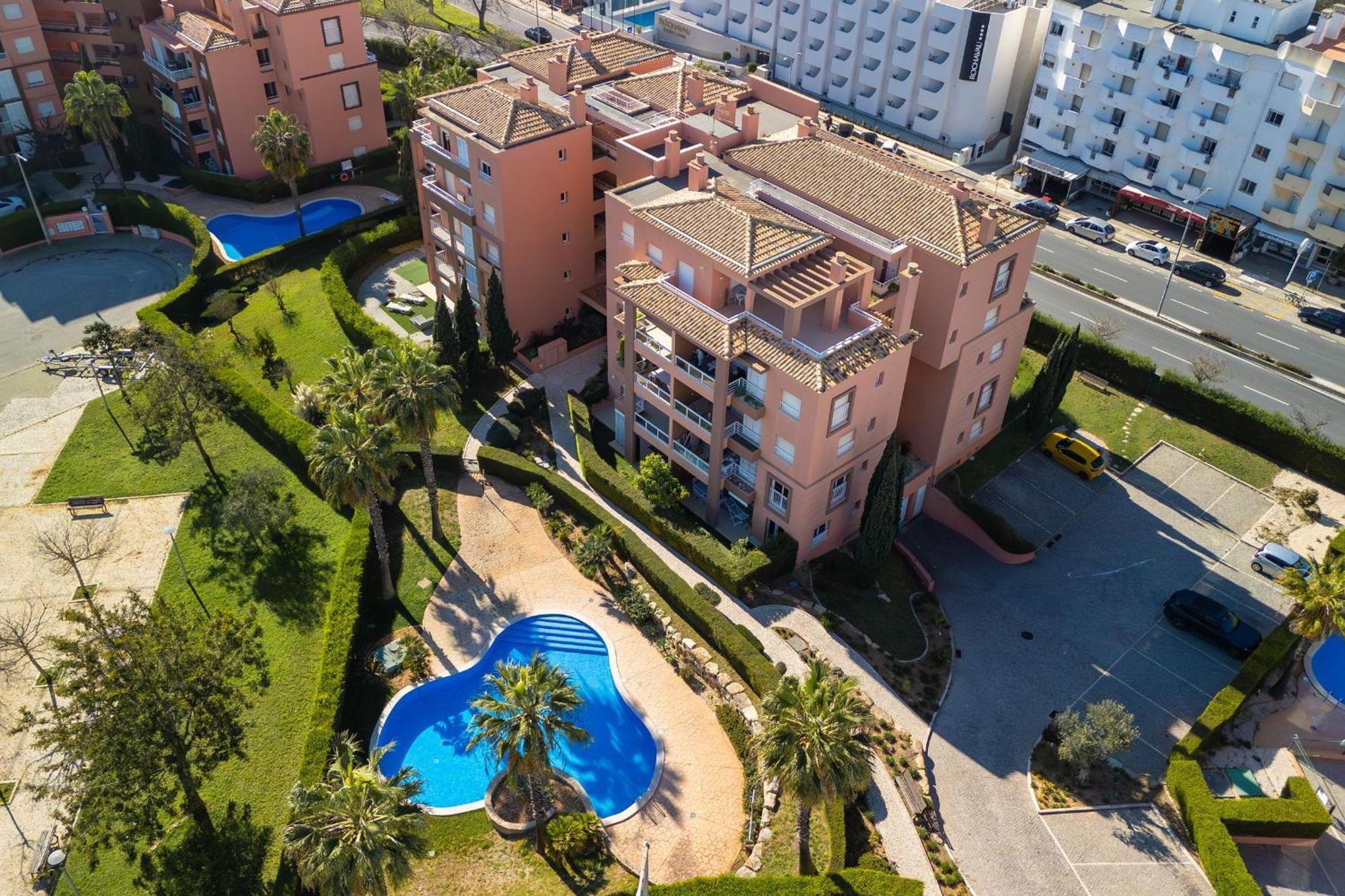 Serene Ocean 1 Bdr Apartment With Patio By Lovelystay ปอร์ติเมา ภายนอก รูปภาพ